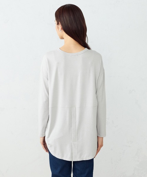 COMME CA ISM（コムサイズム）の「スリット　ロングＴシャツ（Tシャツ/カットソー・レディース・ホワイト/ライトグレー/ブラック・MEDIUM/LARGE）」の17枚目の写真