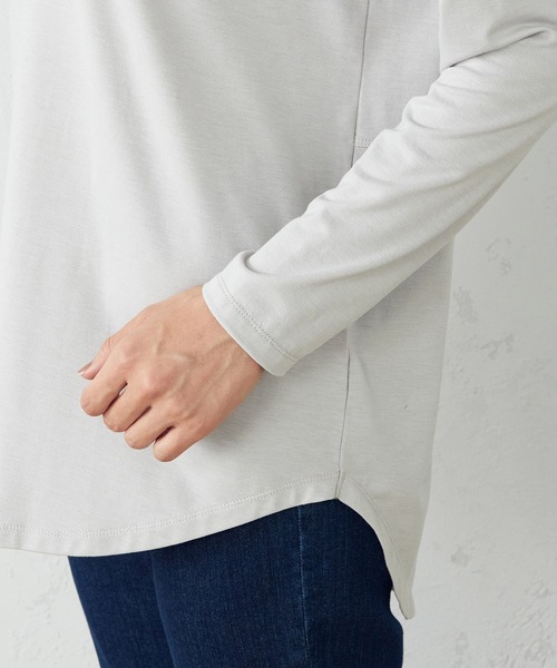 COMME CA ISM（コムサイズム）の「スリット　ロングＴシャツ（Tシャツ/カットソー・レディース・ホワイト/ライトグレー/ブラック・MEDIUM/LARGE）」の15枚目の写真