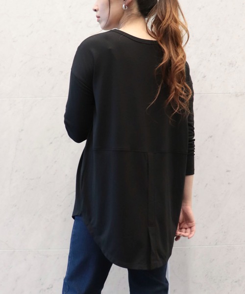 COMME CA ISM（コムサイズム）の「スリット　ロングＴシャツ（Tシャツ/カットソー・レディース・ホワイト/ライトグレー/ブラック・MEDIUM/LARGE）」の5枚目の写真