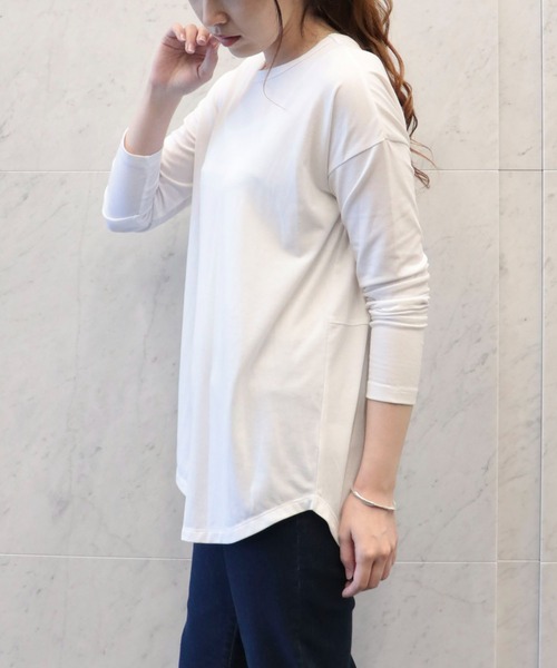COMME CA ISM（コムサイズム）の「スリット　ロングＴシャツ（Tシャツ/カットソー・レディース・ホワイト/ライトグレー/ブラック・MEDIUM/LARGE）」の16枚目の写真
