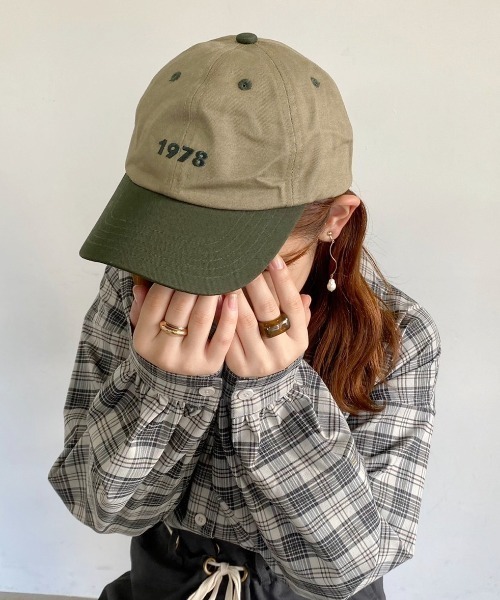 nemne store(ネンネストア)の「【accessory】ハイキングに行く配色刺繍キャップ(キャップ・レディース・グリーン/モカ/ブルー・フリー)」の2枚目の写真