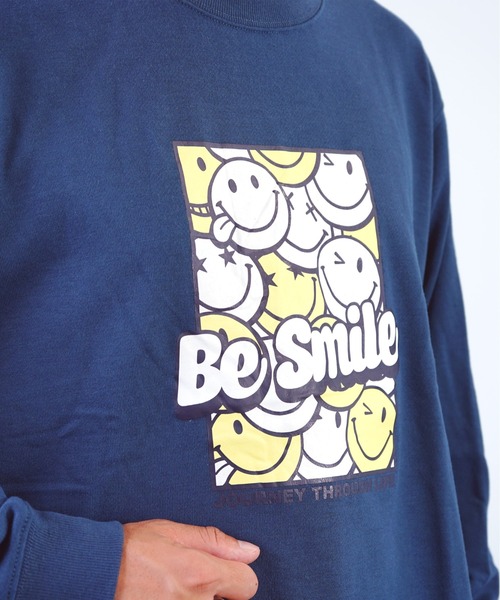 GGD(ジージーディー)の「ワイドシルエットSMILEY FACEスマイル裏毛トレーナー(スウェット・レディース・グレー/ブラック/ブルー/グリーン・LL/L/M)」の17枚目の写真