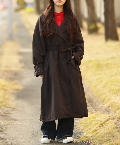 Monocoro toppi（モノコロトッピ）の「中綿入り キャンディースリーブ ロング トレンチコート（トレンチコート・レディース・ブラック/ベージュ/アイボリー・M/L）」の19枚目の写真