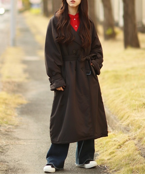 Monocoro toppi（モノコロトッピ）の「中綿入り キャンディースリーブ ロング トレンチコート（トレンチコート・レディース・ブラック/ベージュ/アイボリー・M/L）」の16枚目の写真