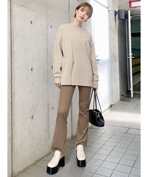 EMODA（エモダ）の「ラインローファーシューズ（ローファー・レディース・ホワイト/ブラック・SMALL/MEDIUM/LARGE）」の3枚目の写真