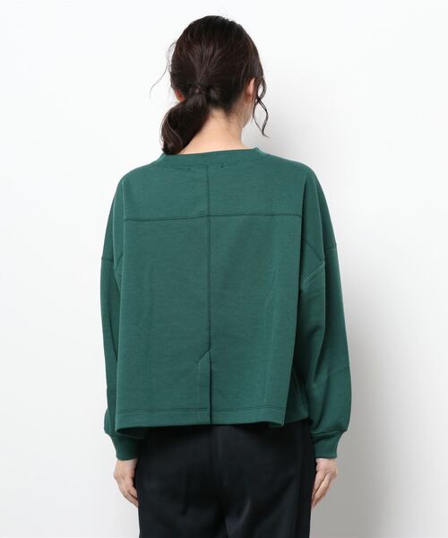 Lugnoncure(ルノンキュール)の「ショート丈ロゴスウェット(スウェット・レディース・グレー/オフホワイト/グリーン/チャコール・フリ-)」の6枚目の写真