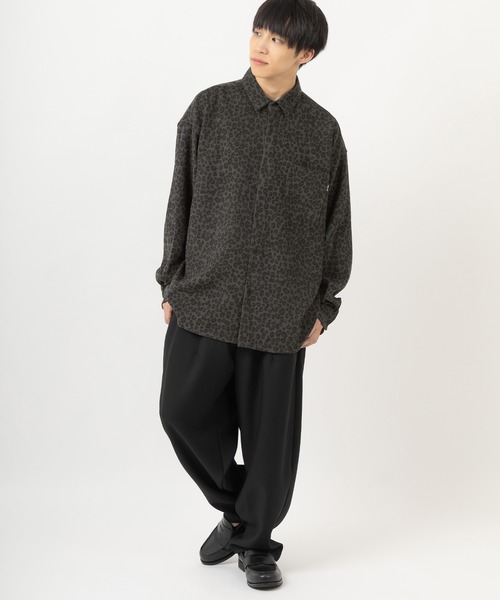 SlashDate(スラッシュデイト)の「ポリエステル起毛総柄ビッグシルエットシャツ(シャツ/ブラウス・メンズ・チャコールグレー/ブラウン/アイボリー・M/L)」の14枚目の写真