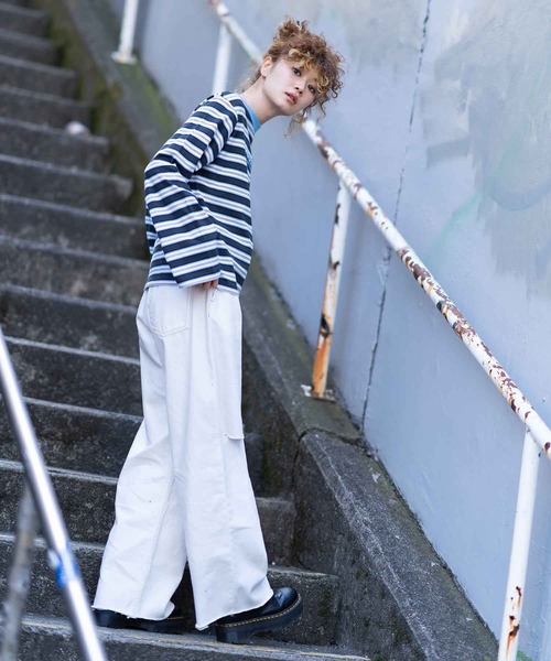 X-girl（エックスガール）の「STRIPED L/S TEE（Tシャツ/カットソー・レディース・ブラウン/チャコール/ピンク・S/M）」の9枚目の写真