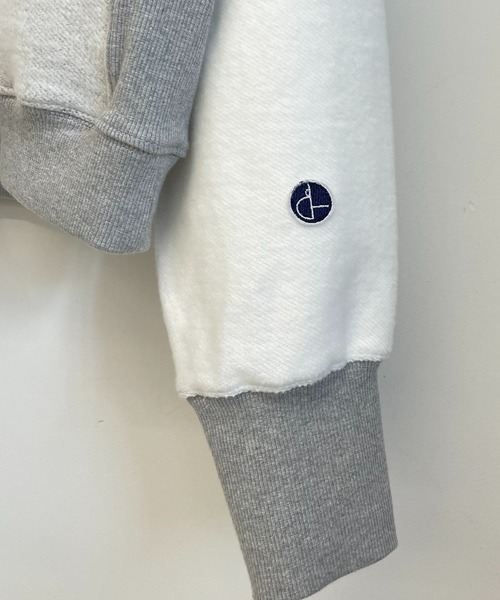 CANAL JEAN（キャナルジーン）の「RCW BLUE LABEL(ブルーレーベル) 起毛配色オーバーサイズトレーナー（スウェット・レディース・グレー・38）」の13枚目の写真