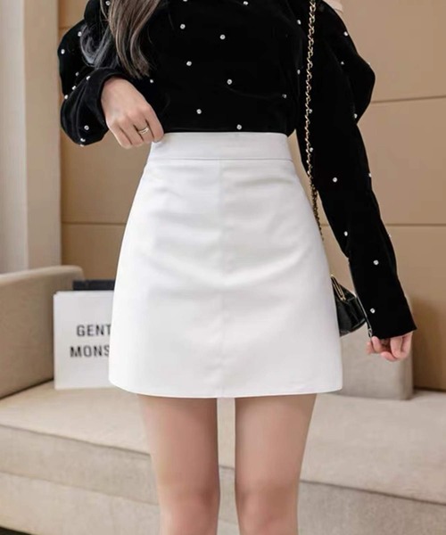 shopnikoniko(ショップニコニコ)の「台形 ミニスカート(スカート・レディース・ブラック/ブラウン/アイボリー・フリー)」の1枚目の写真