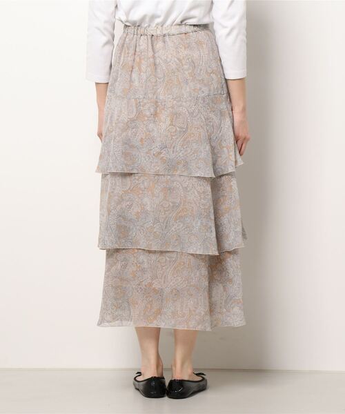 DIARIUM(ディアリウム)の「ペイズリーシフォンラッフルスカート(スカート・レディース・ベージュ/オレンジ・M)」の4枚目の写真