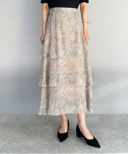 DIARIUM(ディアリウム)の「ペイズリーシフォンラッフルスカート(スカート・レディース・ベージュ/オレンジ・M)」の2枚目の写真