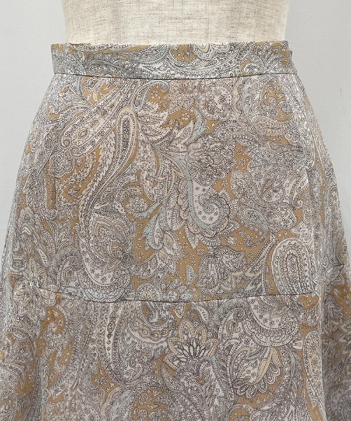 DIARIUM(ディアリウム)の「ペイズリーシフォンラッフルスカート(スカート・レディース・ベージュ/オレンジ・M)」の11枚目の写真