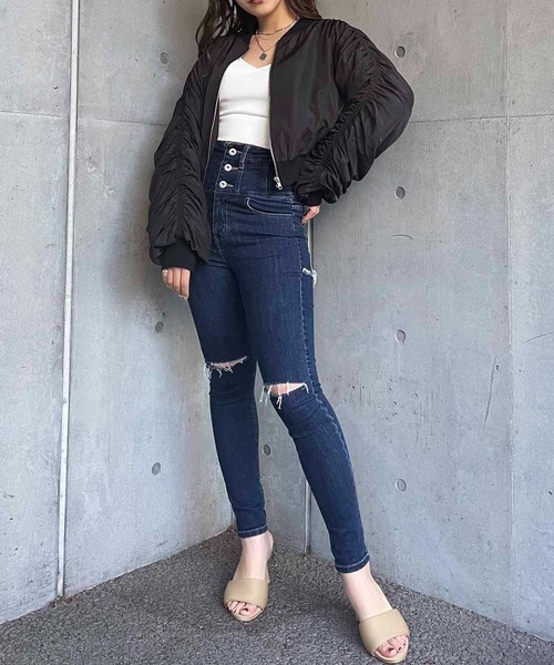 SPIRALGIRL（スパイラルガール）の「袖ギャザーコンパクトMA-1（MA-1・レディース・ブラック/オフホワイト・FREE）」の5枚目の写真