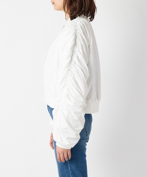 SPIRALGIRL（スパイラルガール）の「袖ギャザーコンパクトMA-1（MA-1・レディース・ブラック/オフホワイト・FREE）」の7枚目の写真