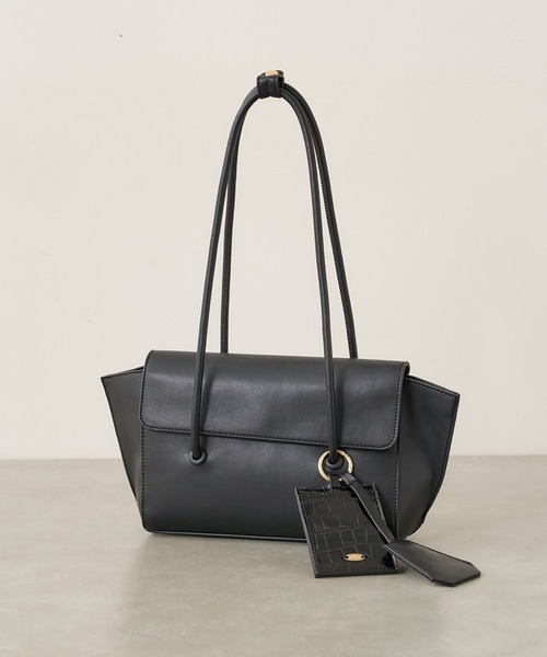 Chico(チコ)の「3ピース横長ショルダー(ショルダーバッグ・レディース・ブラック/ピンク/アイボリー・FREE)」の2枚目の写真