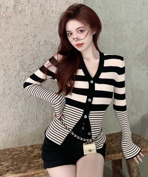 LUGG NAGG（ラグナグ）の「ダブルボーダーリブニットスリムカーディガン（カーディガン/ボレロ・レディース・ホワイト×ブラック・M）」の3枚目の写真