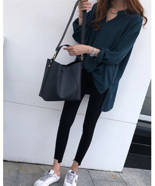 Ritzy(リッツィー)の「スキッパー衿ブラウス(シャツ/ブラウス・レディース・ネイビー/グリーン/ホワイト・M/L)」の9枚目の写真