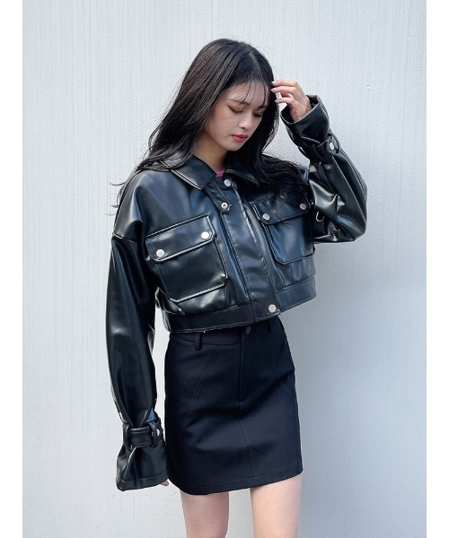 ENVYM（アンビー）の「ドロップショルダーフェイクレザーＪＫ（その他アウター・レディース・ブラック・FREE）」の4枚目の写真