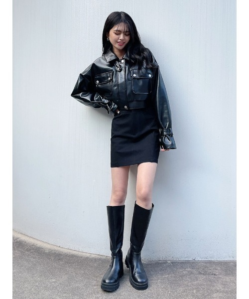 ENVYM（アンビー）の「ドロップショルダーフェイクレザーＪＫ（その他アウター・レディース・ブラック・FREE）」の6枚目の写真