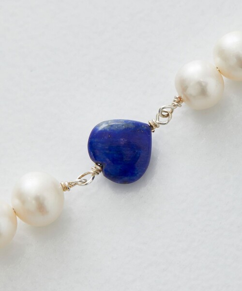 LiNoH(リノー)の「PEARL×NATURAL STONE NECKLACE(ネックレス・メンズ・ブルー/グリーン・FREE)」の9枚目の写真