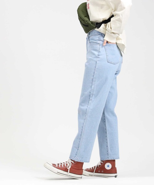 HONEYSUCKLE ROSE（ハニーサックルローズ）の「【HONEYSUCKLE ROSE】ハイウエストテーパードデニムパンツ（デニムパンツ・レディース・ライトインディゴブルー・L/S/M）」の6枚目の写真