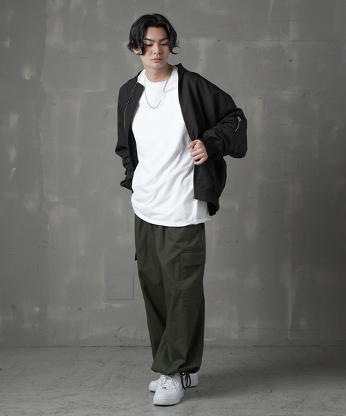 SPINNS（スピンズ）の「ビッグシルエット MA-1ジャケット（MA-1・メンズ・カーキ/アイボリー/ブラック・ONESIZE）」の19枚目の写真