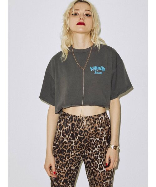 jouetie(ジュエティ)の「フラワークロップド Tシャツ(Tシャツ/カットソー・レディース・アイボリー/ブラック/レッド・MEDIUM)」の6枚目の写真