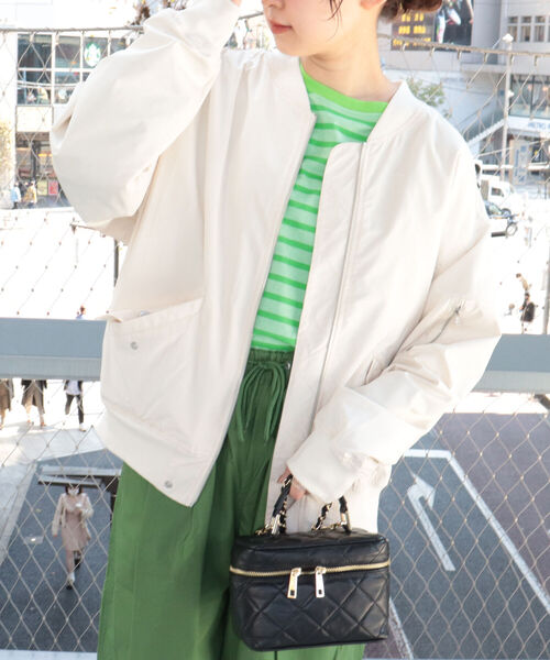 fredy repit（フレディレピ）の「MA1　ビッグシルエット ブルゾン（MA-1・レディース・ネイビー/カーキ/アイボリー・38）」の5枚目の写真