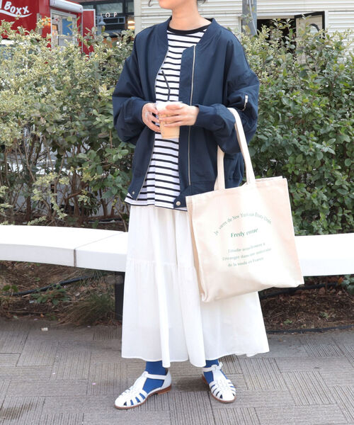 fredy repit（フレディレピ）の「MA1　ビッグシルエット ブルゾン（MA-1・レディース・ネイビー/カーキ/アイボリー・38）」の16枚目の写真