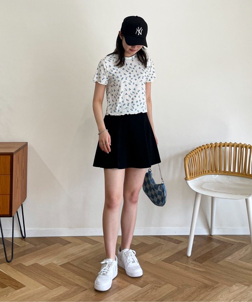 EPIMI E'PIMMY（エピミエピミー）の「配色メローコンパクトリブTシャツ（Tシャツ/カットソー・レディース・ホワイト/ブラック/オフホワイト/杢グレー・MEDIUM）」の6枚目の写真