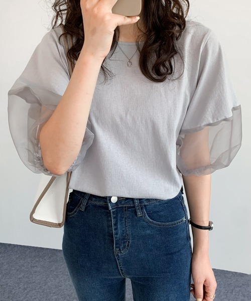 Diosfront（ディオスフロント）の「オーガンジー切替ボリューム袖カットTシャツ（Tシャツ/カットソー・レディース・ベージュ/ブラック/ホワイト/ブルーグレー/グリーン/グレー・L/M）」の4枚目の写真