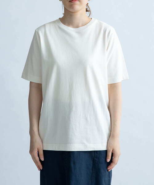 FORK&SPOON（フォークアンドスプーン）の「FORK&SPOON　オーガニックコットンショートスリーブTシャツ（Tシャツ/カットソー・レディース・グリーン系その他/ブラック/オフホワイト/ブラウン・ONE）」の2枚目の写真