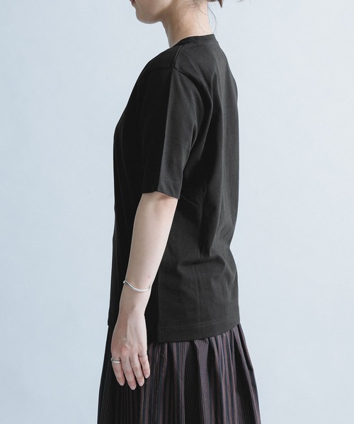 FORK&SPOON（フォークアンドスプーン）の「FORK&SPOON　オーガニックコットンショートスリーブTシャツ（Tシャツ/カットソー・レディース・グリーン系その他/ブラック/オフホワイト/ブラウン・ONE）」の13枚目の写真