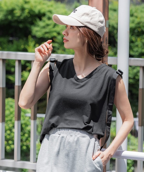 coca（coca）（コカ）の「とろみシリーズ　Vネックノースリ（タンクトップ・レディース・ホワイト/ブラック/ライトピンク・M/L）」の2枚目の写真