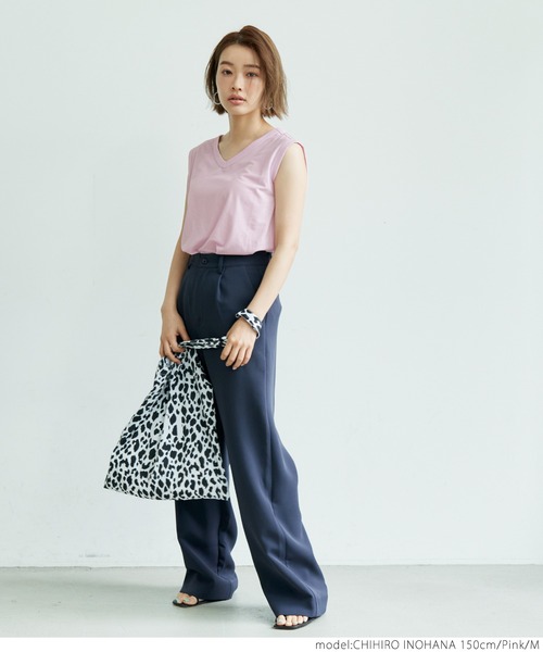 coca（coca）（コカ）の「とろみシリーズ　Vネックノースリ（タンクトップ・レディース・ホワイト/ブラック/ライトピンク・M/L）」の5枚目の写真