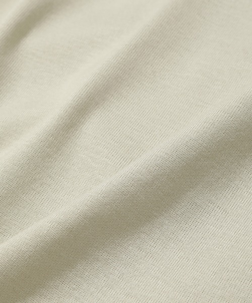 MEN'S BIGI（メンズビギ）の「60/2マーセライズジャージモックネックニット（ニット/セーター・メンズ・ブラック/オフホワイト/オレンジ・01/02/03）」の22枚目の写真