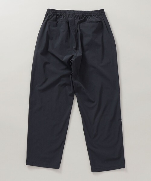 SHIPS（シップス）の「RE...SHIPS:〈撥水/ストレッチ〉ナイロン テーパード イージーパンツ（その他パンツ・メンズ・ネイビー/オリーブ・LARGE/SMALL/MEDIUM）」の16枚目の写真