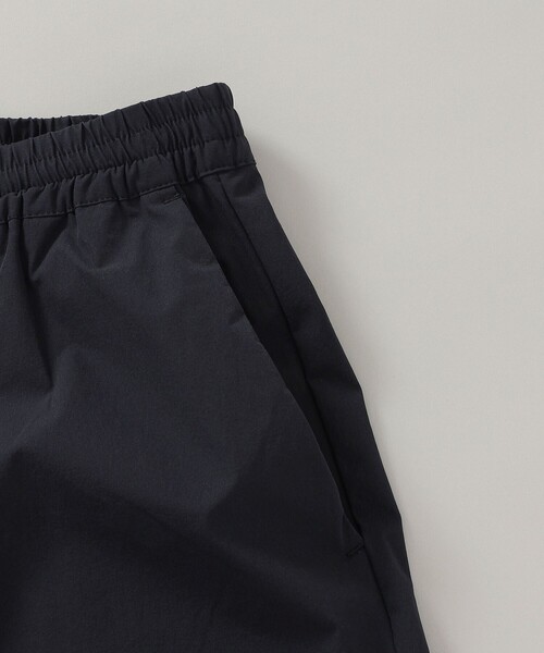 SHIPS（シップス）の「RE...SHIPS:〈撥水/ストレッチ〉ナイロン テーパード イージーパンツ（その他パンツ・メンズ・ネイビー/オリーブ・LARGE/SMALL/MEDIUM）」の19枚目の写真