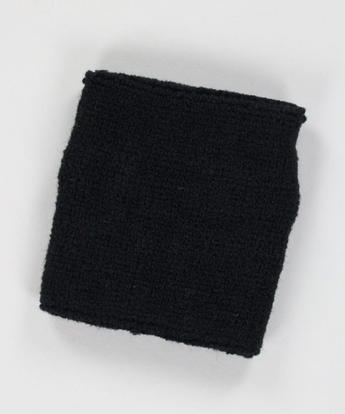 SPINNS(スピンズ)の「無地 カラー リストバンド(バングル/リストバンド・メンズ・ブラック/レッド/ピンク/オレンジ/ブルー・ONESIZE)」の2枚目の写真