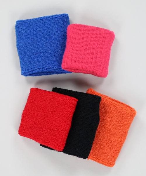 SPINNS(スピンズ)の「無地 カラー リストバンド(バングル/リストバンド・メンズ・ブラック/レッド/ピンク/オレンジ/ブルー・ONESIZE)」の7枚目の写真