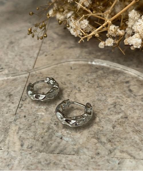 apres jour clair(アプレジュールクレア)の「【apres jour clair×ARIAZ】フープピアス(ピアス(両耳用)・レディース・シルバー/ゴールド・FREE)」の2枚目の写真