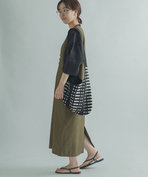 FORK&SPOON（フォークアンドスプーン）の「FORK&SPOON　Vネックノースリーブワンピース（ワンピース・レディース・ブルー系その他/グレー系その他・1/2）」の10枚目の写真