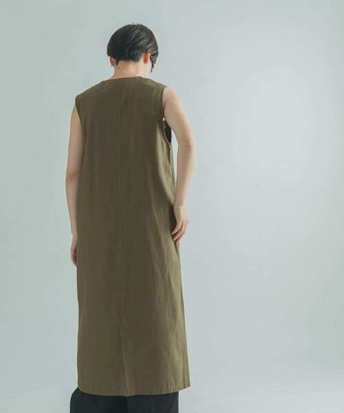 FORK&SPOON（フォークアンドスプーン）の「FORK&SPOON　Vネックノースリーブワンピース（ワンピース・レディース・ブルー系その他/グレー系その他・1/2）」の22枚目の写真