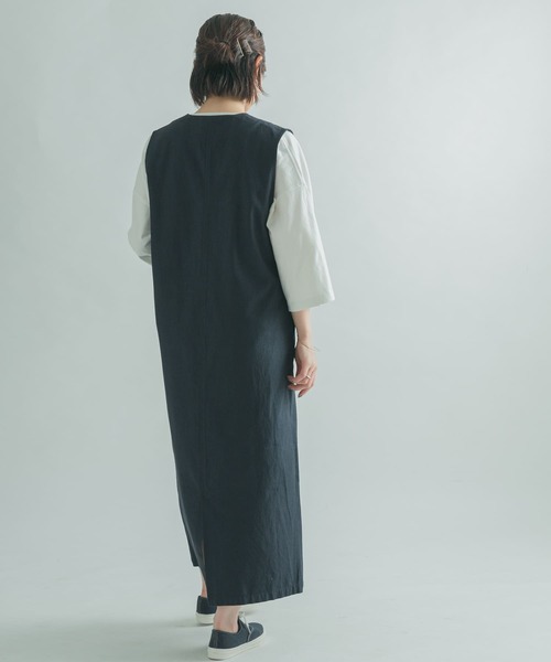FORK&SPOON（フォークアンドスプーン）の「FORK&SPOON　Vネックノースリーブワンピース（ワンピース・レディース・ブルー系その他/グレー系その他・1/2）」の13枚目の写真