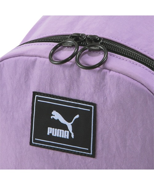 PUMA（プーマ）の「PUMA プーマ ウィメンズ プライム タイム スリング バックパック 6L（バックパック/リュック・レディース・ブラック/パープル系その他・フリー）」の16枚目の写真