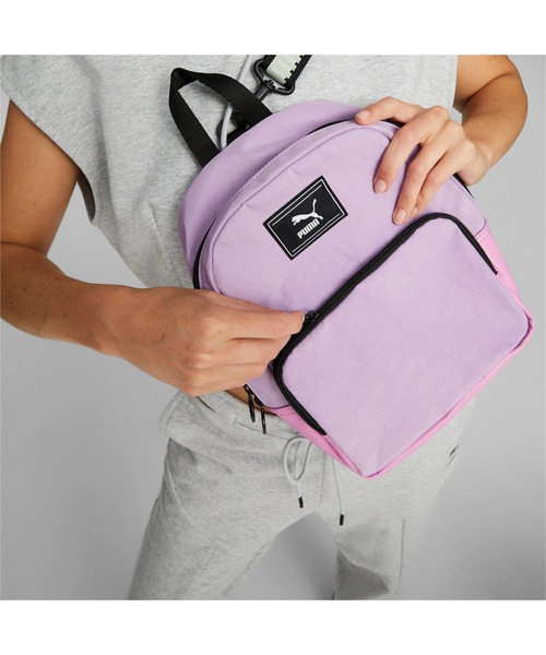 PUMA（プーマ）の「PUMA プーマ ウィメンズ プライム タイム スリング バックパック 6L（バックパック/リュック・レディース・ブラック/パープル系その他・フリー）」の15枚目の写真