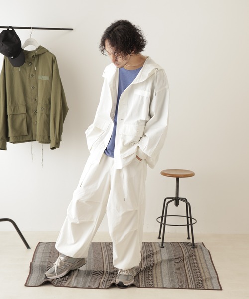 CIAOPANIC TYPY（チャオパニックティピー）の「【ユニセックス】【セットアップ対応】オーバーサイズリップストップスノーカモパーカー（ミリタリージャケット・メンズ・ホワイト/カーキ・ONE SIZE）」の8枚目の写真