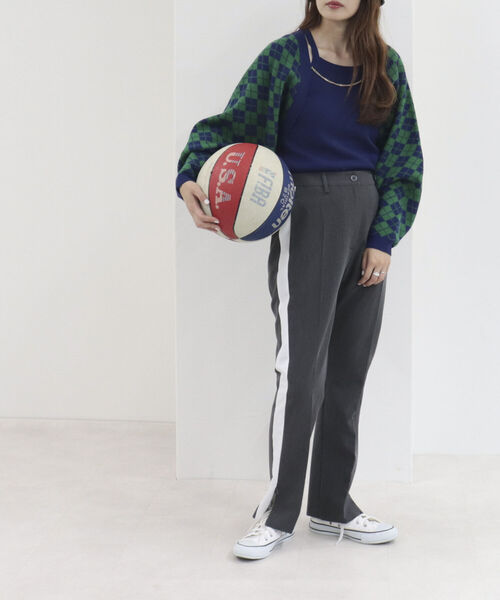 onulsoha(オヌルソハ)の「ライン入りスラックスパンツ(スラックス・レディース・グレー/ブラック・38)」の3枚目の写真