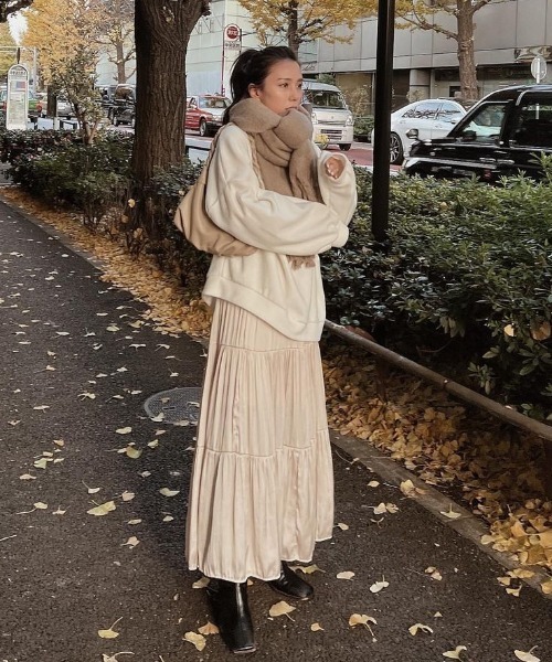 ACYM（アシーム）の「Onemile over size トップス（スウェット・レディース・ブラック/ホワイト・FREE）」の3枚目の写真